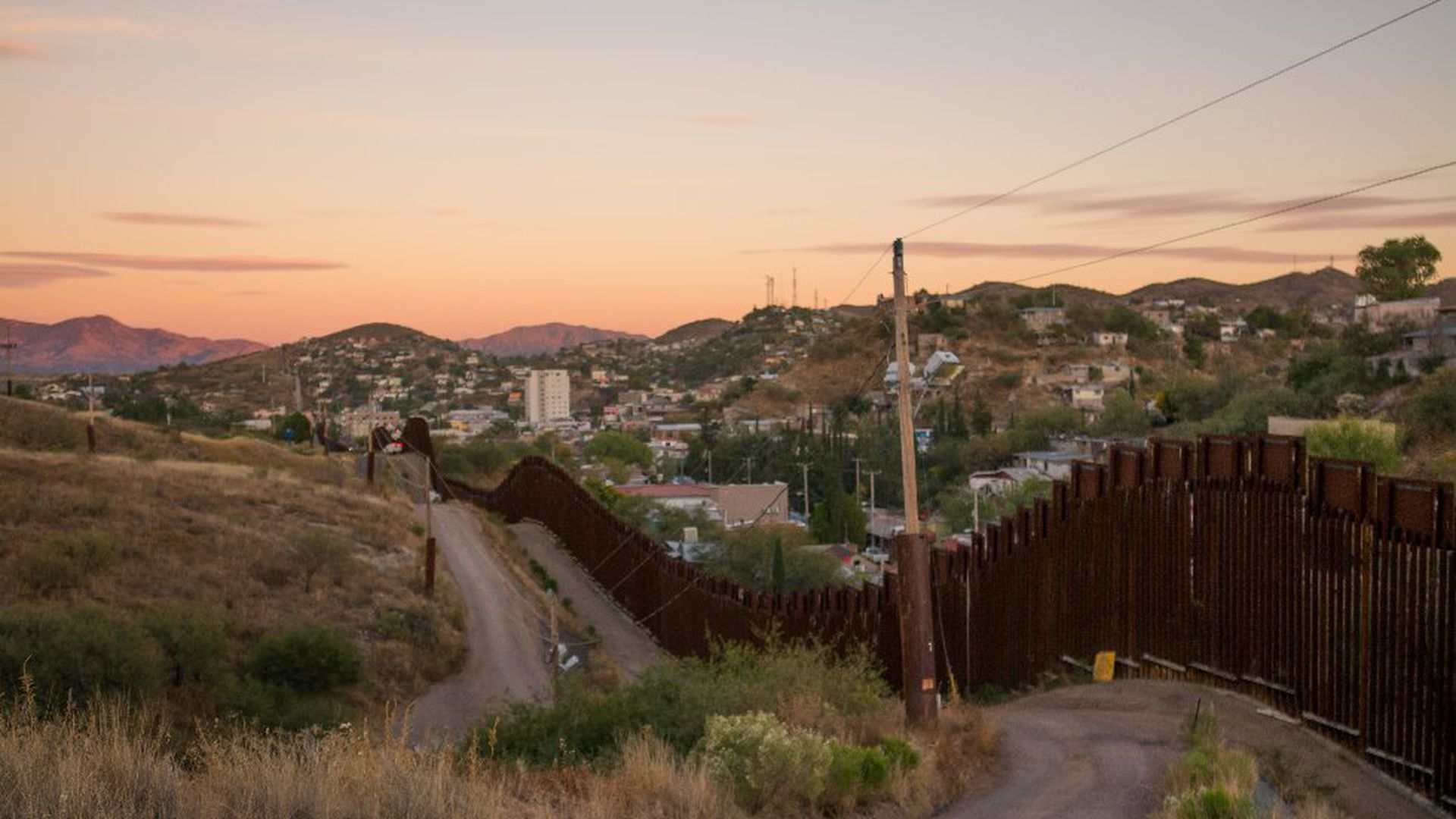 US avoids second shutdown over border wall - Chief Executive Officer